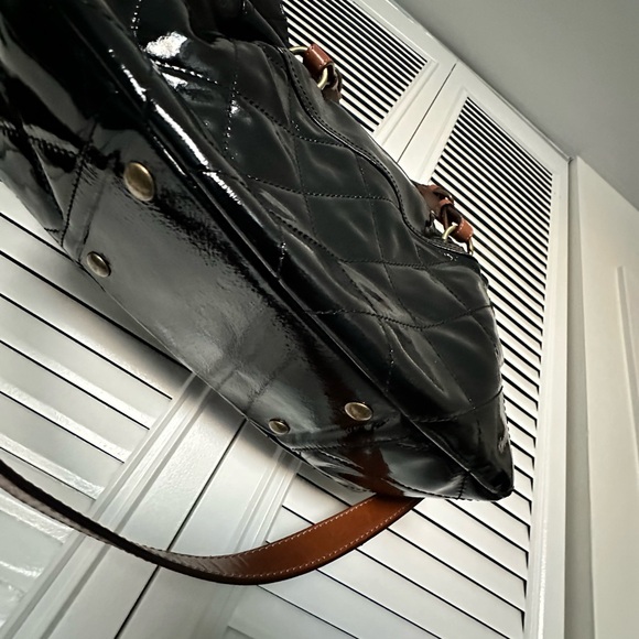 Cavalcanti Italian Patent Leather Purse - Picture 4 of 14